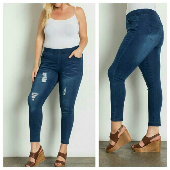 ➕ Ripped Jeggings - Picture 2 of 5